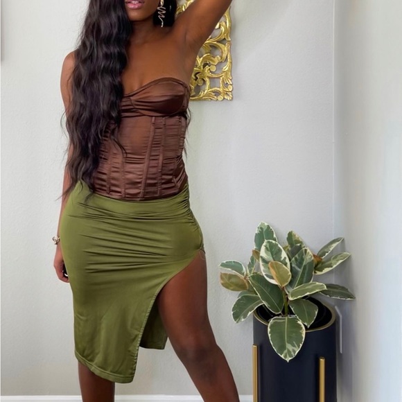 PrettyLittleThing Tops - Brown Corset Top (Size 2)